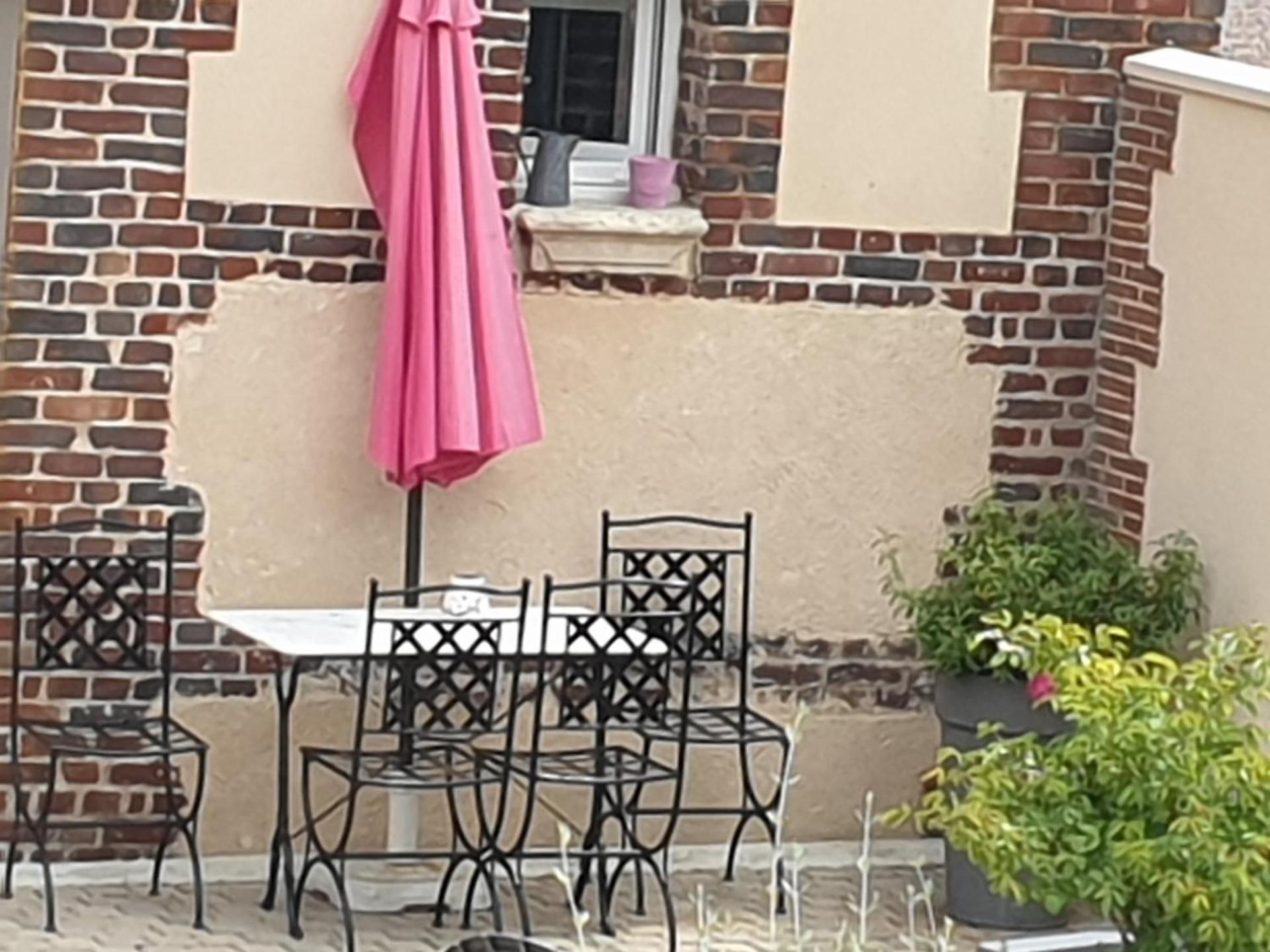 La Cour Apartment องเฟลอร์ ภายนอก รูปภาพ